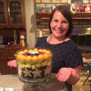 Meet your Posher, Dana